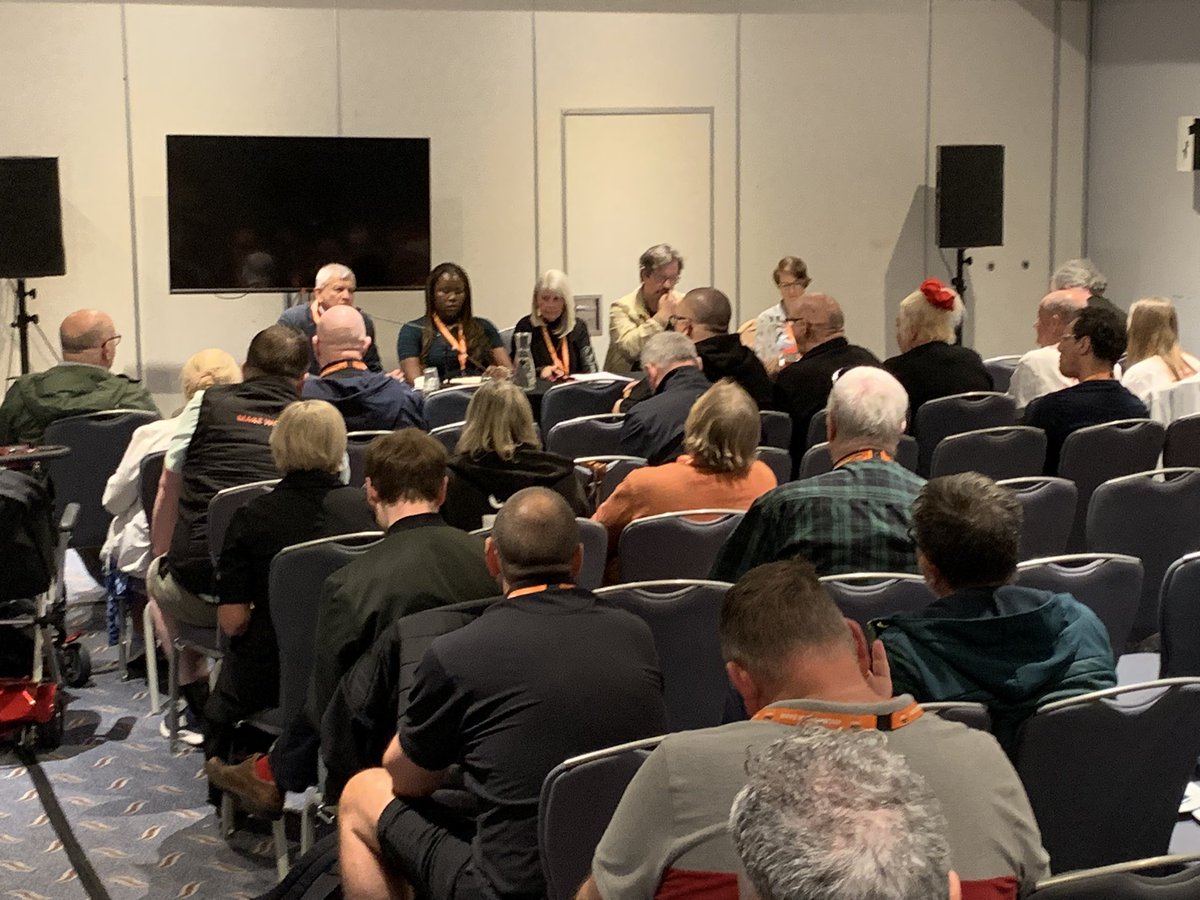 GMBPoliticsLDN's tweet photo. Our @GMBLondonRegion fringe on ‘the impact of the rise of the far right to workers’ rights in Europe’ is now underway. https://t.co/fvej0Nnd27