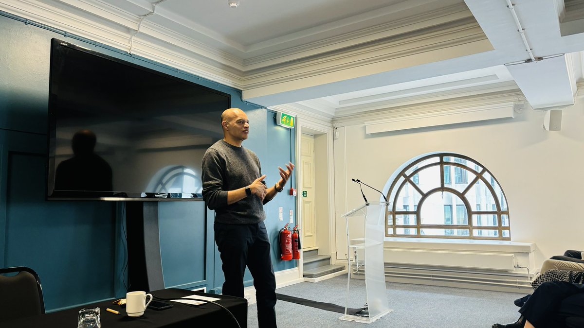 We are kicking off our <a href="/sheffjournalism/">Sheffield Journalism</a> MA Broadcast &amp; Journalism afternoon at Westminster with <a href="/josephharker/">Joseph Harker</a> - who is now Senior Editor of Diversity &amp; Development.