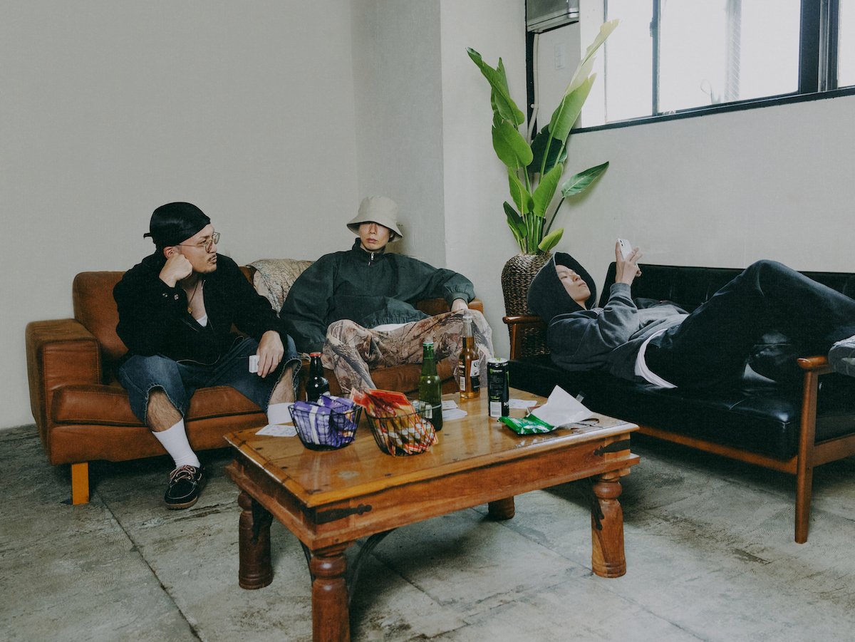 Spincoaster_2nd's tweet photo. 【NEWS】Oll Korrect所属のNyQuilCaps、4年ぶりのEPに先駆け新曲“Made It Out”本日配信

プロデュースはYoshinuma、ミックス／マスタリングはNF Zessho https://t.co/iZWloohUrm @NyQuilCaps https://t.co/CMbJW5Fd9J