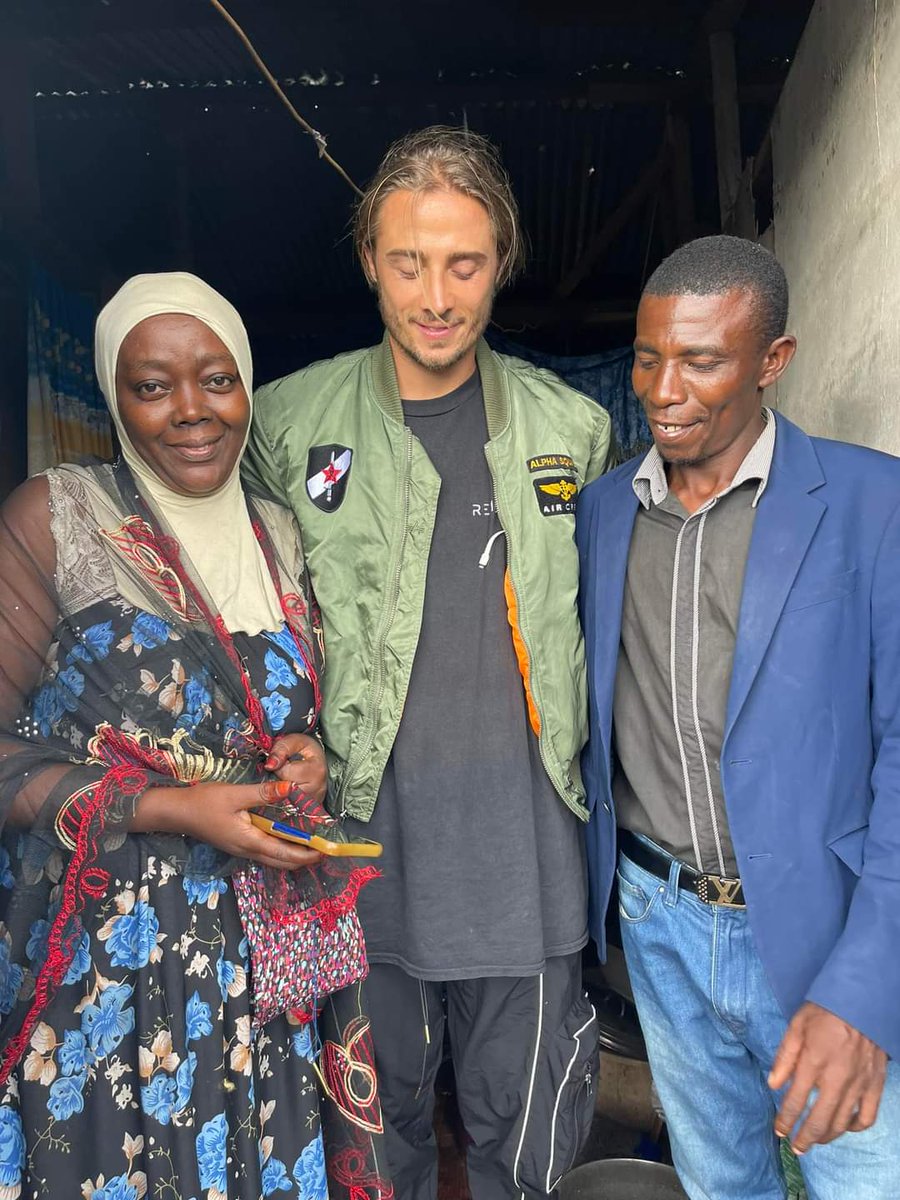 MbeniACMC's tweet photo. @DylanThiry Chères Îles Comores, 🇰🇲

C'est avec une grande émotion que je m'apprête à vous dire au revoir. J'ai passé des moments exceptionnels parmi vous, et je ne garderai que le meilleur de cette île magnifique et de sa population chaleureuse. 
Ne retourne jamais ici #Bye https://t.co/0qV0AYJTkT