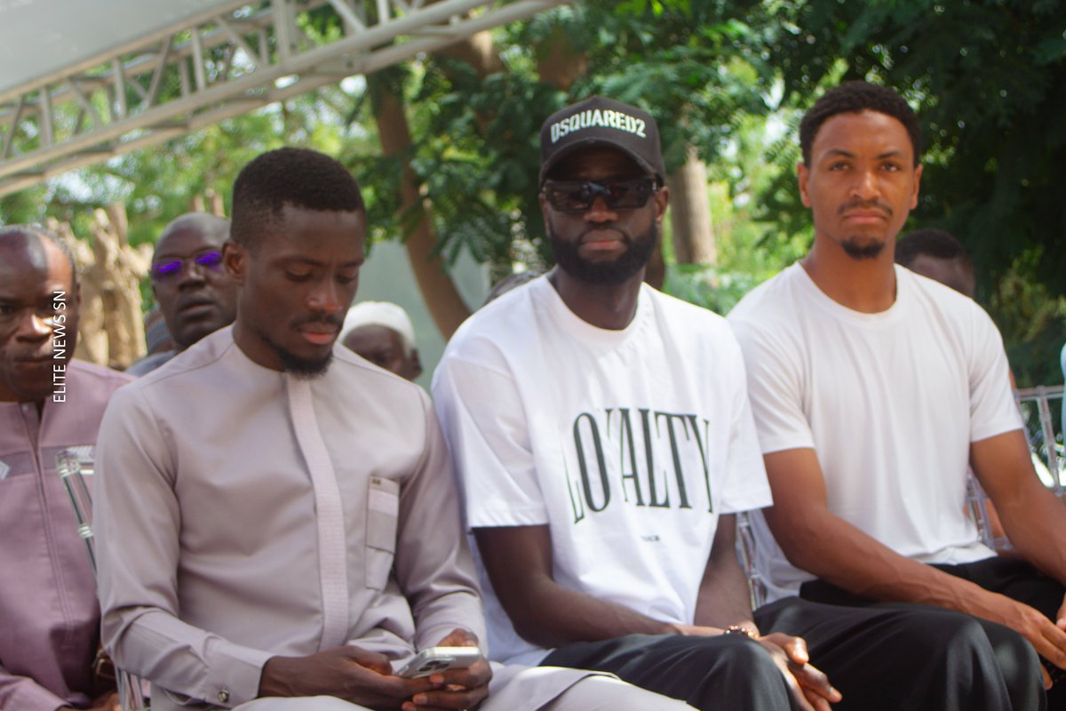 ELITENEWSS19229's tweet photo. SANTE PUBLIQUE
Idrissa Gana GUEYE, au secours des jeunes infectés par le VIH
#sénégal,#santé, #santépublique, #idrissaganagueye, #ganagueye, #hope, #hopitalfann, #fann, #ministèredelasanté, #football, https://t.co/cn1gjfvsQS