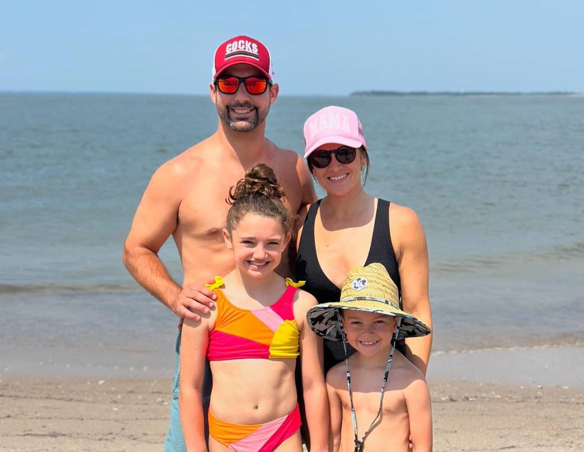 gdelforn's tweet photo. Happy 14th Anniversary to my wonderful wife who has been a rock in our family for years. I could not be more happy/blessed to call her my wife and best friend! Love you Steph. https://t.co/GLv6bmfvfI