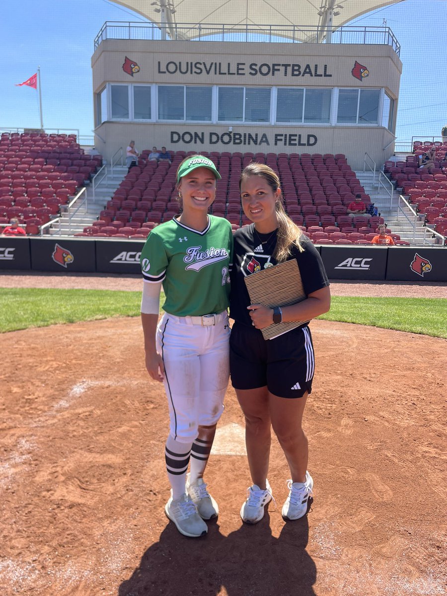 laurencampisano (@laurencampisano) on Twitter photo I had a great camp yesterday at Louisville and learned a lot that I can use in the future. Thank you <a href="/UofL_CoachHolly/">Holly Aprile</a>, <a href="/GriffJ_13/">Griffin Joiner</a>, <a href="/dee11davis/">DeeDee Morris</a> and all the players who put on a great camp!!
#FusionFamily
#GirlsinGreen
#LLAP I had a great camp yesterday at Louisville and learned a lot that I can use in the future. Thank you <a href="/UofL_CoachHolly/">Holly Aprile</a>, <a href="/GriffJ_13/">Griffin Joiner</a>, <a href="/dee11davis/">DeeDee Morris</a> and all the players who put on a great camp!!
#FusionFamily
#GirlsinGreen
#LLAP