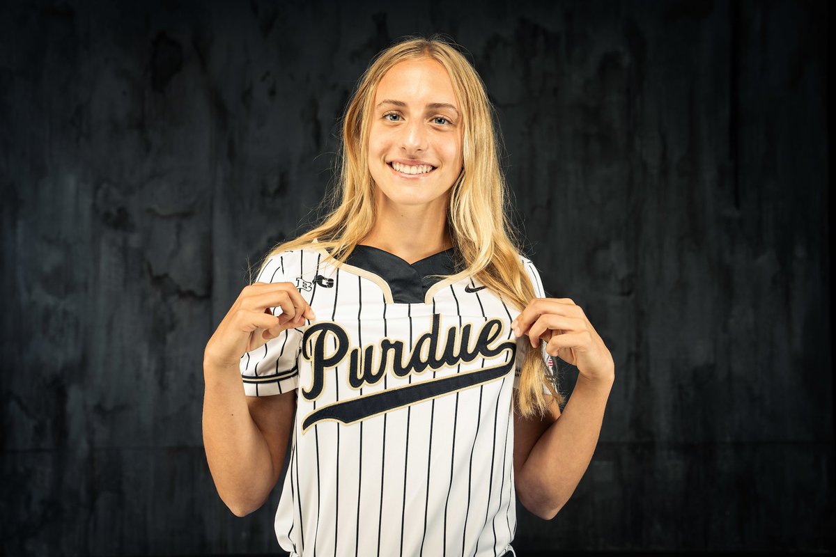Brian_Haenchen's tweet photo. ✨🥎✨: @anna_moore_06, @CathedralSoftb1; @MaloneMoore11, @bghs_softball; @KateRenschen, @LakeCentralSB; @hannahsutton_24, @Oriole_Softball.

🗳️🔚noon, Monday: https://t.co/RLmEq74q2W https://t.co/C4DuhDJJfA