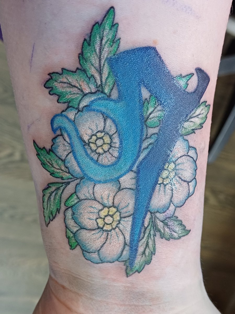 ThatLoserGeek's tweet photo. New tat just in time for #Dawntrail #FFXIV https://t.co/1zawOsoGgc