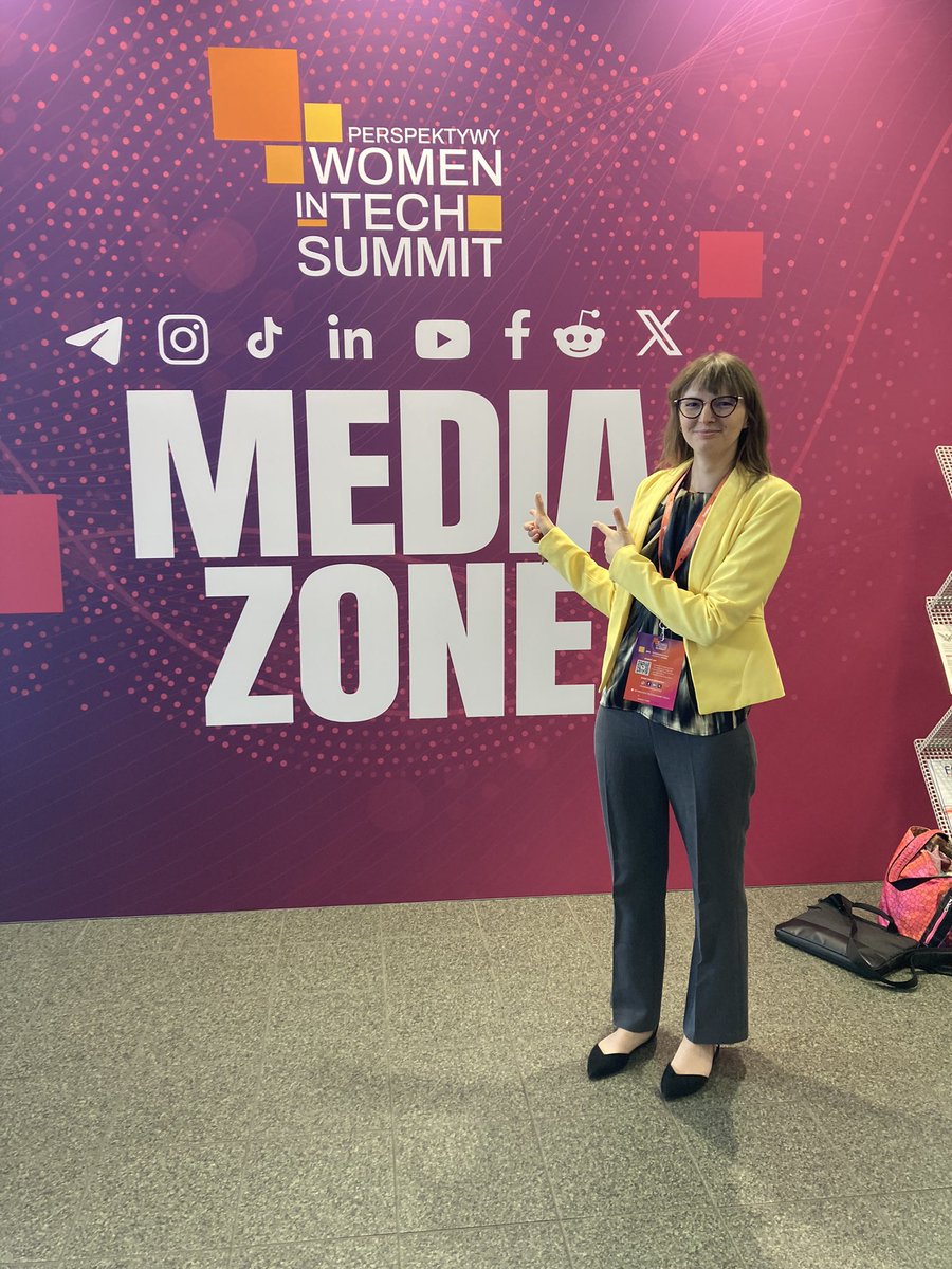 m_b_lewkowicz's tweet image. Po prostu kolejny dzień w pracy 😍#womanintech #kobietywIT #quantumcomputing #AI 
@Przegaa @perspektywy_s @CyberDefence24
