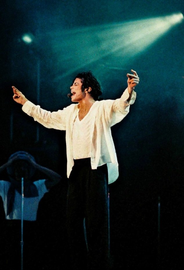 HollandGrandma's tweet photo. 👑
Was Michael Jackson complicated? Or was it just too much effort to delve into him enough to understand what he had to offer us, was it easier to mock him than to embrace him?
💫
Will You Be There...
The warmth in his voice at the beginning, the high notes and the vulnerability in his questions, his hope and faith, the melody, the very intimate heart-felt poem at the end, basically the prayer he is sharing with the world in this song is a very clear indication of his humanity, spirituality and fragility. The quote 'and the promise of another tomorrow' hits me right in my heart.
He really gave us a part of himself there.
💫
"In our darkest hour,
in my deepest despair
Will you still care?
Will you be there?
In my trials
And my tribulations
Through our doubts
And frustrations
In my violence
In my turbulence
Trough my fear
And my confessions
In my anguish an my pain
Trough my joy and my sorrow
In the promise of another tomorrow
I'll never let you part
For you're always in my heart
💫
May God bless him.
📷 Dangerous Tour 1992/93