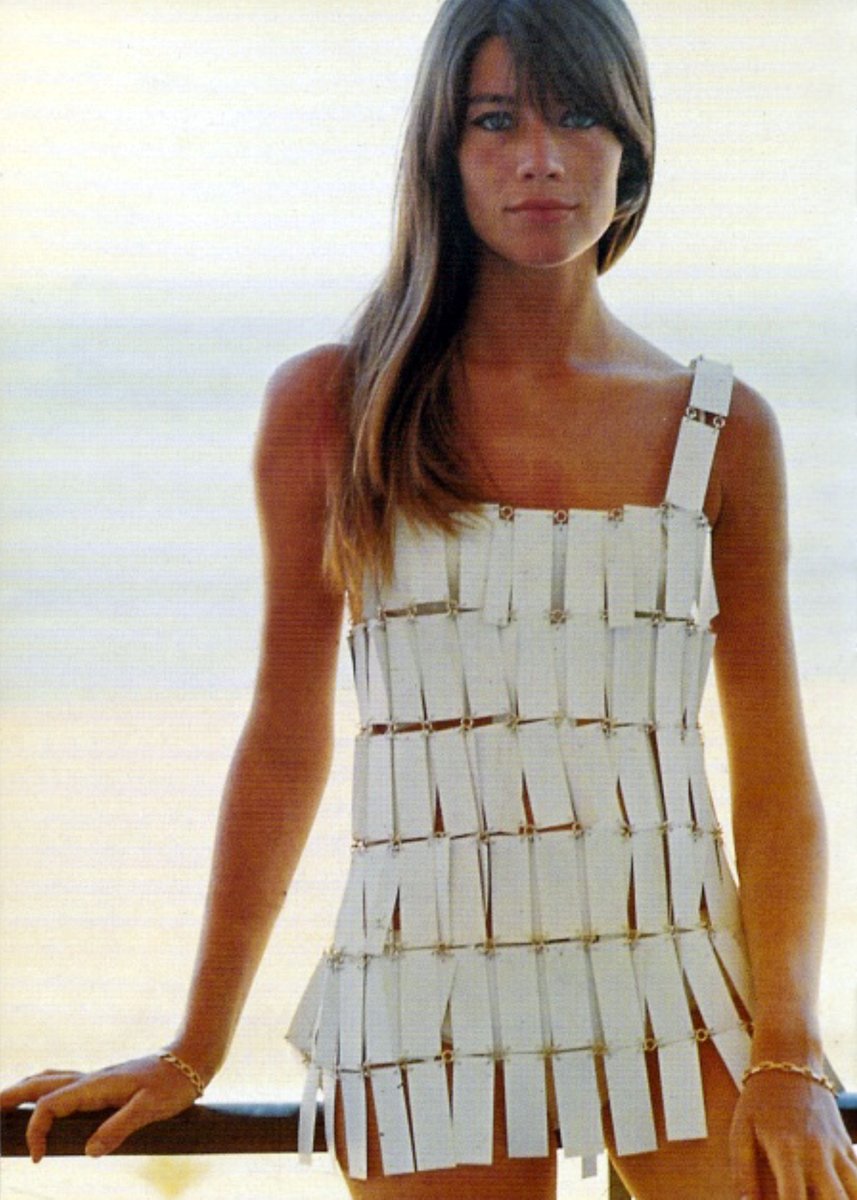 FASHION ICON- François Hardy (1944 – 2024).  
White Rhodoïd Swimsuit/ Paco Rabanne. 
#FrançoiseHardy #Fashion #FashionHistory #Style
thecostumemagazine.com