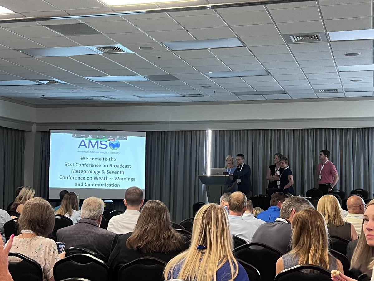 AMS_Soc_Impacts's tweet photo. #AMS51BC and #AMS7WxComm is starting now! We are excited to see so many attendees. https://t.co/occ4KfIcyX