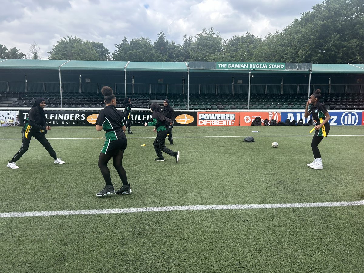 ghspeofficial's tweet photo. A great day out @ealingtfrugby for the girls Arnold Hill cup! The girls loved trying a new sport and showed immense GHS courage and resilience https://t.co/EADW6IRGJq