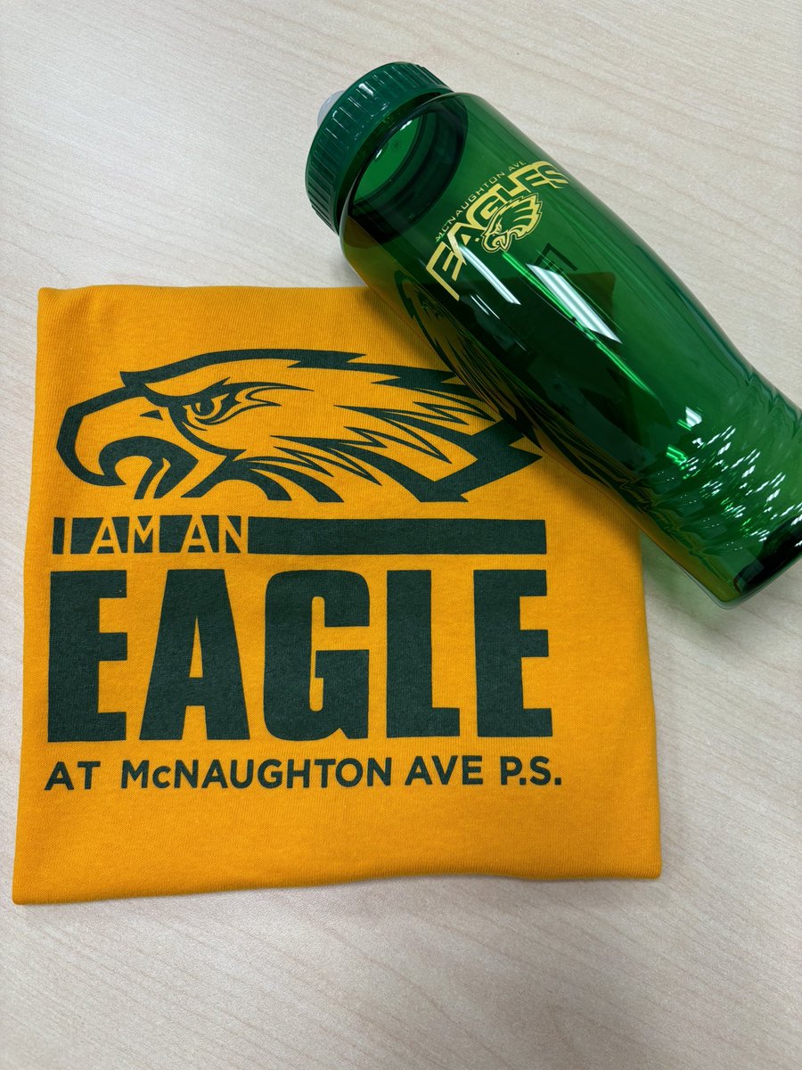 Welcome to our newest Eagles!!!! It was great to see all of your excitement last night at our New to School Open House! Thanks to our experienced Kindergarten students for creating welcome bracelets for their new classmates. <a href="/LKDSB/">Lambton Kent DSB</a> <a href="/DiversityLkdsb/">LKDSB Inclusive Diversity</a> <a href="/LKelempro/">LKDSB Elem Program</a>
