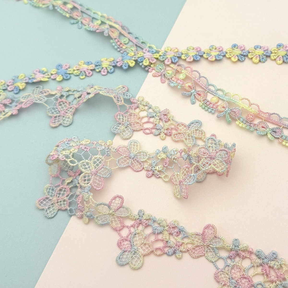 かわいすぎる😍 「カラフルケミカルレース」💕 リボン、お花、星