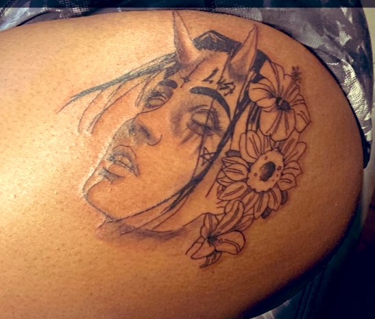 blessed_otaku1's tweet photo. Thigh tattoo https://t.co/PtMCseKKG2