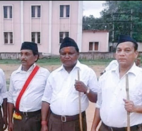 NewsAlgebraIND's tweet photo. BIG BREAKING NEWS 🚨 History created in Odisha. Firstever BJP CM Mohan Majhi takes oath as Chief Minister of Odisha 🔥🔥

Eastern States don't change Govts easily (Except Jharkhand) 

BJP will rule Odisha for a long time as per the tradition.

Mohan Majhi is a firebrand tribal leader. He has been a RSS Worker & hardcore Anti Congressi.

This will BJP in 2029 loksabha elections also 🔥