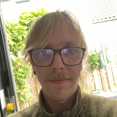 NietNick tweet media