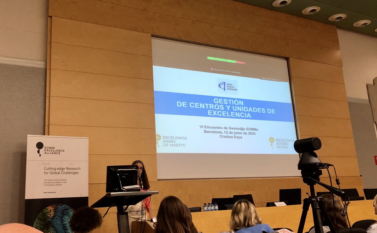 Hoy estamos en la reunión de gestores de centros y unidades de excelencia. #somma