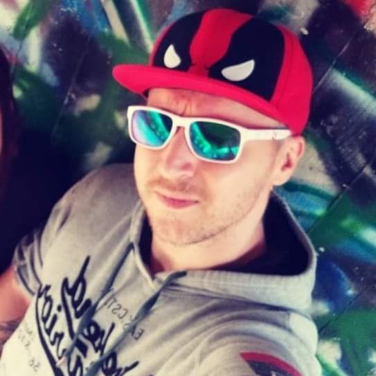 Moin an euch da draußen!!
Gibt es hier Streamer die Erfahrung mit Starlink haben, also das Internet aus dem All??

#fuckoftelekom #starlink #streamer #twitchde #twitchstreamer #gamer #internet #support #hilfe