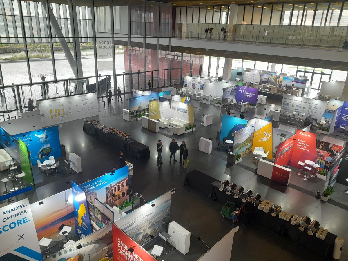 KrakowAirport's tweet photo. Bierzemy udział 154. #SlotConference International Air Transport Association @IATA✈️, podczas której linie lotnicze i lotniska koordynowane pracują nad przygotowaniem optymalnego rozkładu lotów, zapewniając pasażerom jak największy komfort
#SLOTSRULES | #flyKRK | #KrakowAirport https://t.co/mW8ah7QWyd