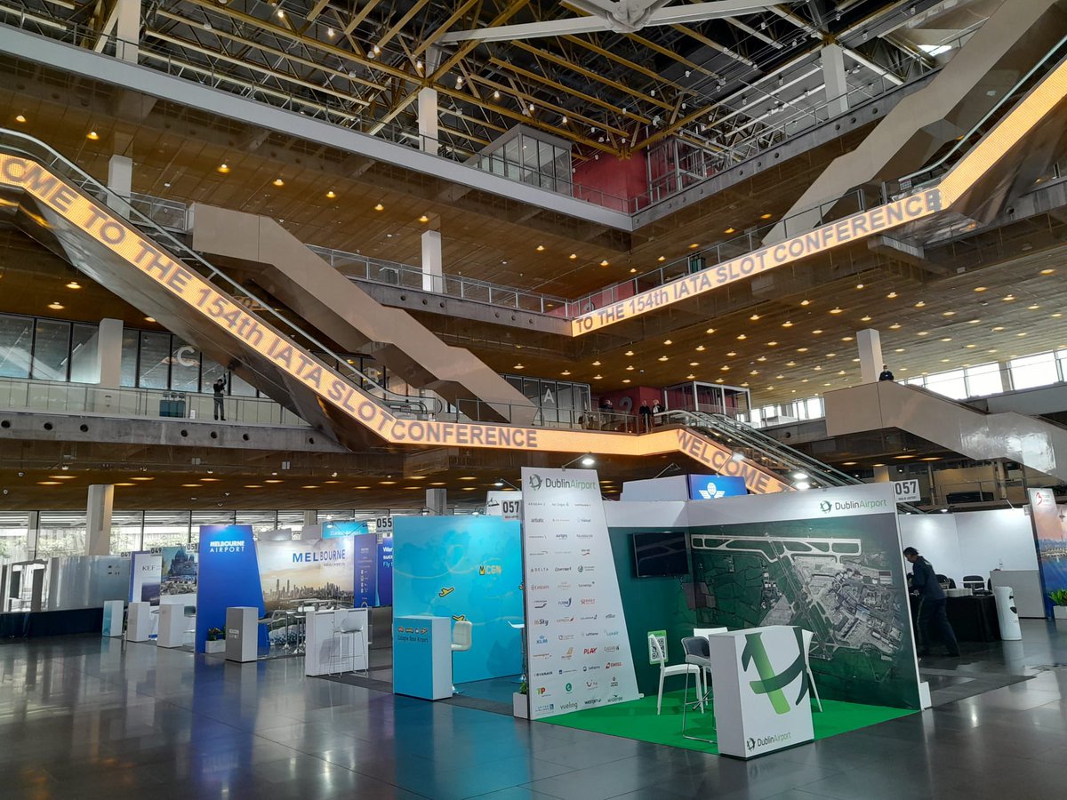 KrakowAirport's tweet photo. Bierzemy udział 154. #SlotConference International Air Transport Association @IATA✈️, podczas której linie lotnicze i lotniska koordynowane pracują nad przygotowaniem optymalnego rozkładu lotów, zapewniając pasażerom jak największy komfort
#SLOTSRULES | #flyKRK | #KrakowAirport https://t.co/mW8ah7QWyd