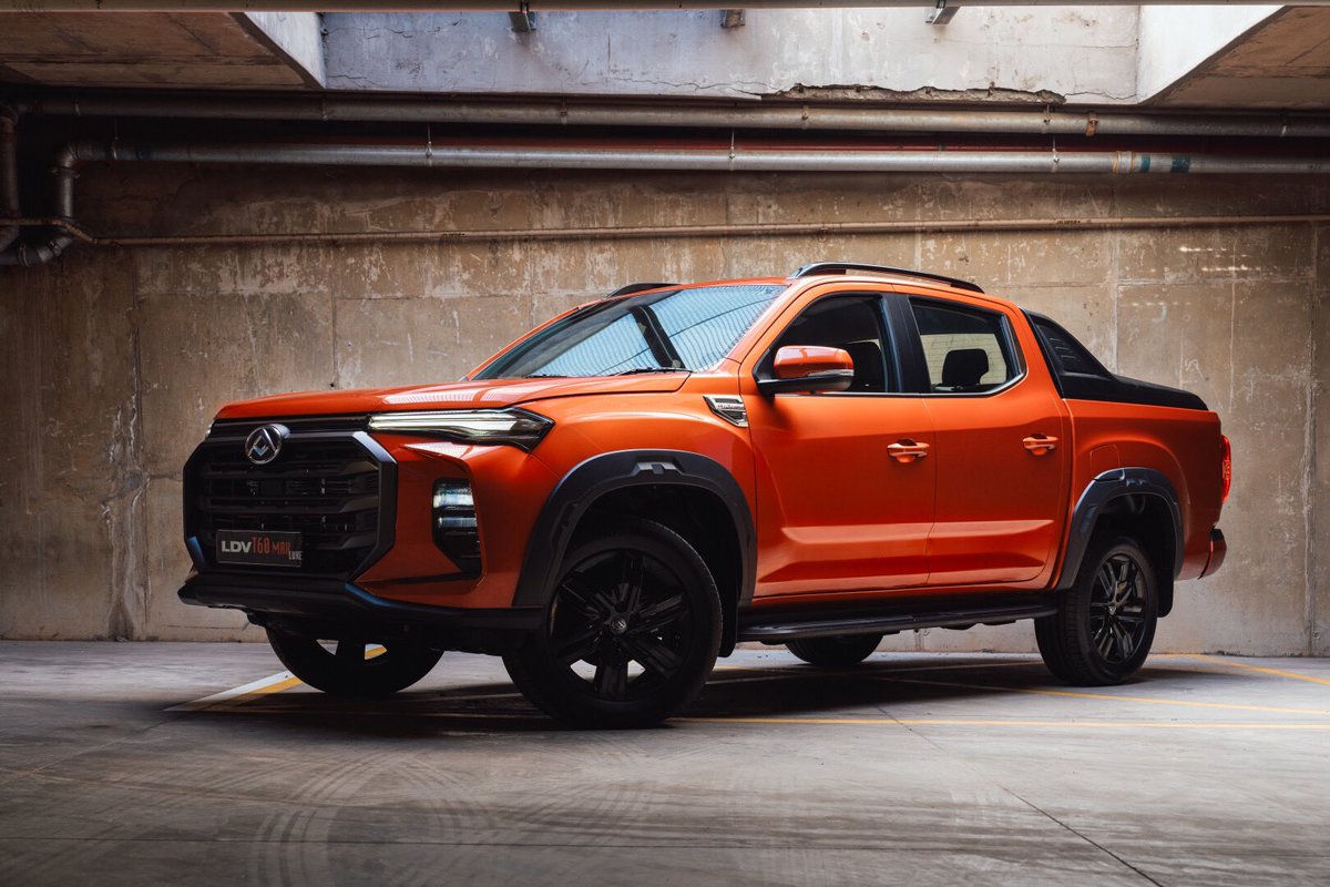 khuleonwheels's tweet photo. Today, we’re also joining LDV South Africa in Bryanston to sample their T60 bakkie and to get a first look at their D90 SUV. 

#LDVSouthAfrica #LDVD90 #LDVT60 https://t.co/pWwvKAtTrJ