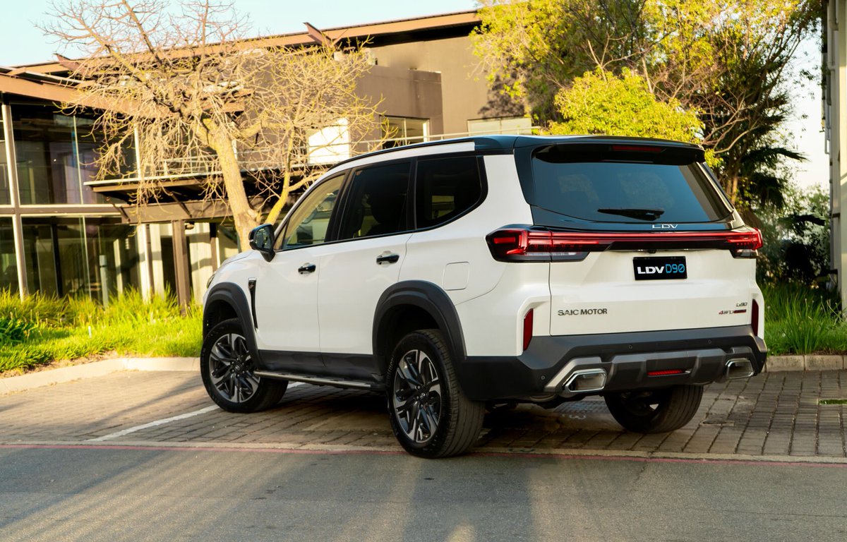 khuleonwheels's tweet photo. Today, we’re also joining LDV South Africa in Bryanston to sample their T60 bakkie and to get a first look at their D90 SUV. 

#LDVSouthAfrica #LDVD90 #LDVT60 https://t.co/pWwvKAtTrJ