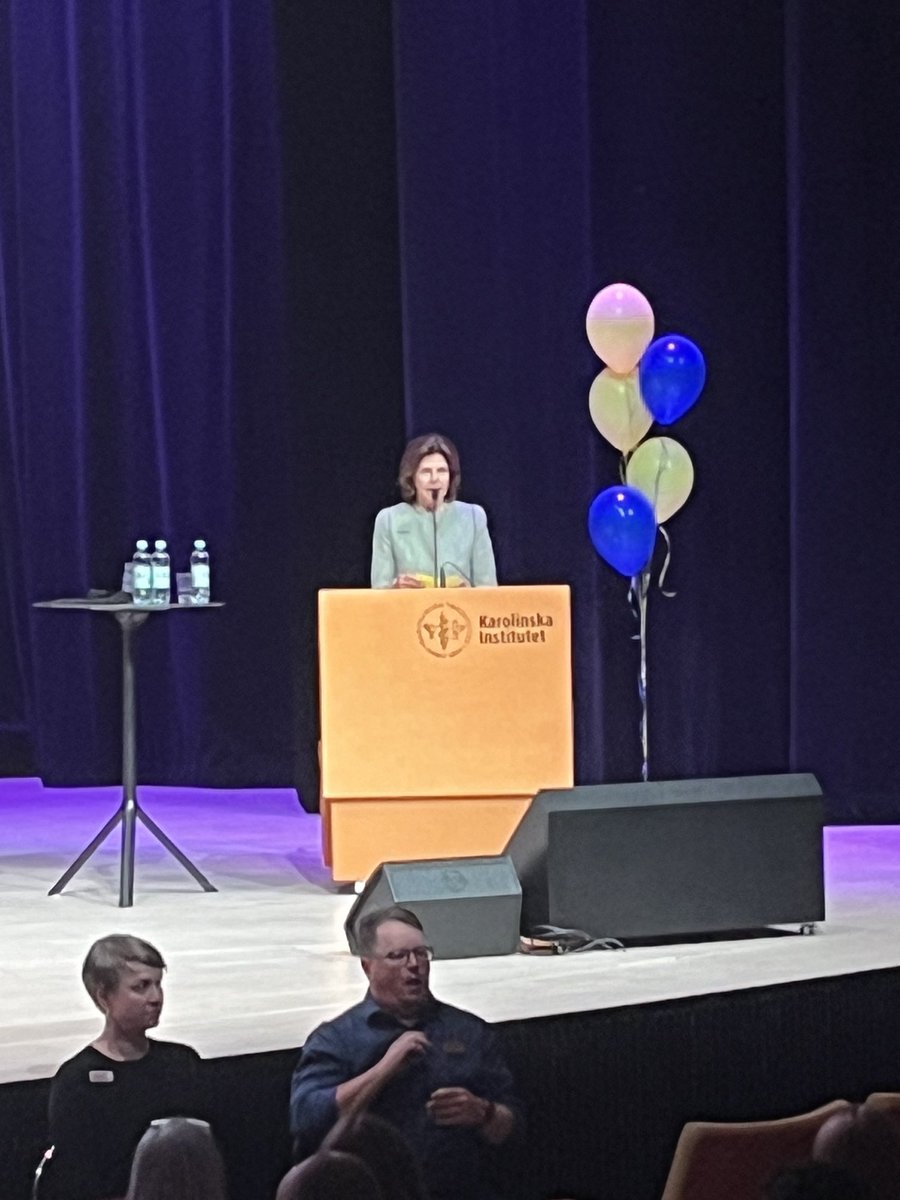 Jesper Ryg (@jesperryg) on Twitter photo 👏🏻Great opening talk by Her Majesty the Queen of Sweden #27NKG👏🏻
💬Everything changes - nothing stays the same💬
The talk Emphasized we need to keep learning & act collectively, integrating science and compassionate care for the vital phase of older life
<a href="/EuGMSSociety/">EuGMS - European Geriatric Medicine Society</a> 👏🏻Great opening talk by Her Majesty the Queen of Sweden #27NKG👏🏻
💬Everything changes - nothing stays the same💬
The talk Emphasized we need to keep learning & act collectively, integrating science and compassionate care for the vital phase of older life
<a href="/EuGMSSociety/">EuGMS - European Geriatric Medicine Society</a>