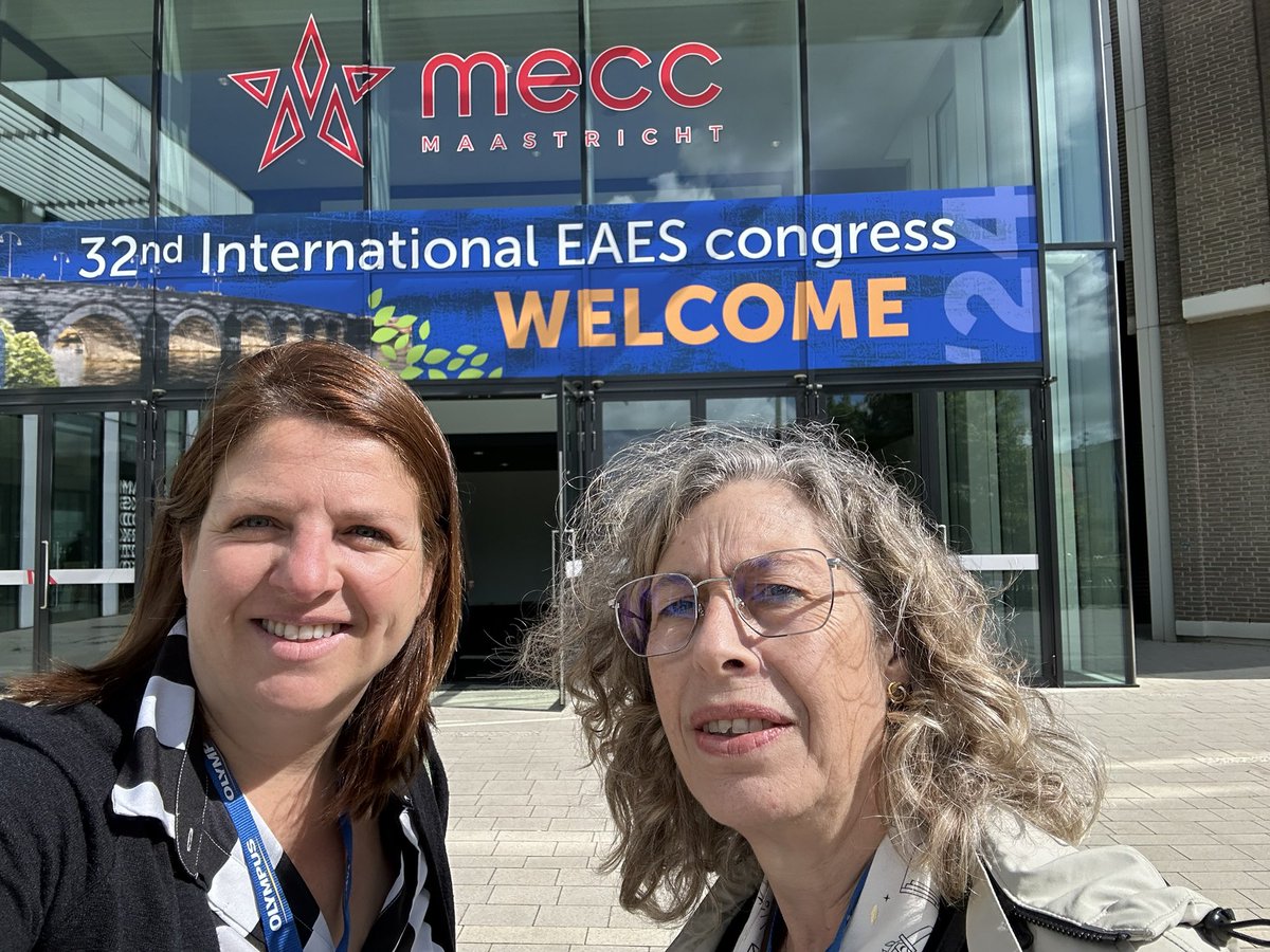 TuboHuca's tweet photo. Representación de @TuboHuca en el #EAES2024 en #Maastricht 🔝🔝 What’s new in #oesophageal and #gastric #cancer #surgery? https://t.co/WqmarHdPgF