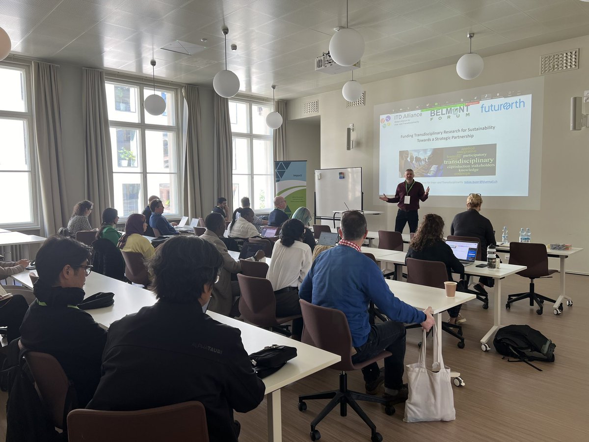 Nicole Arbour tweet media