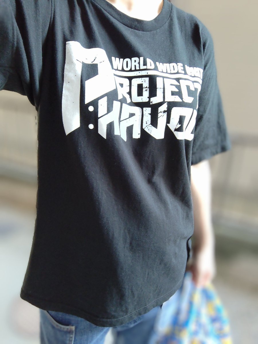 machi_machi_807's tweet photo. カジュアルおばさん?基本プロレスTかバンドTだがなにか? #ProjectHavoc https://t.co/VpeKdTK26O