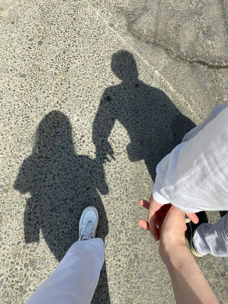 healerlydian's tweet photo. Allah isteyen herkese bebek gibi sevilip sayıldığı bir ilişki nasip etsin. Kıymetinizin bilindiği ve kıymetini bildiğiniz, sen çok iyisin ama kocan da adam çıktı dedirten “o” ilişkiden…❤️ https://t.co/zaQ53IjvQg