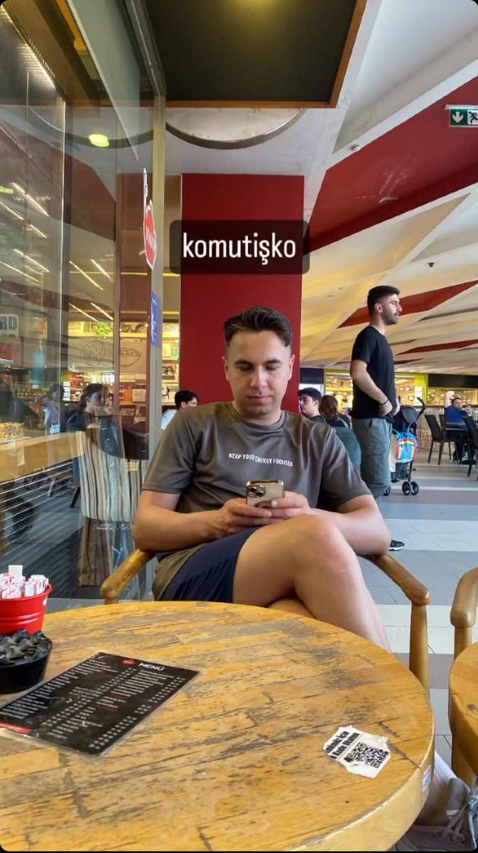 eleman gördüğü her kızı puanlıyor bambaşka çar
<a href="/MustafaKuyugoz3/">Mustafa</a>