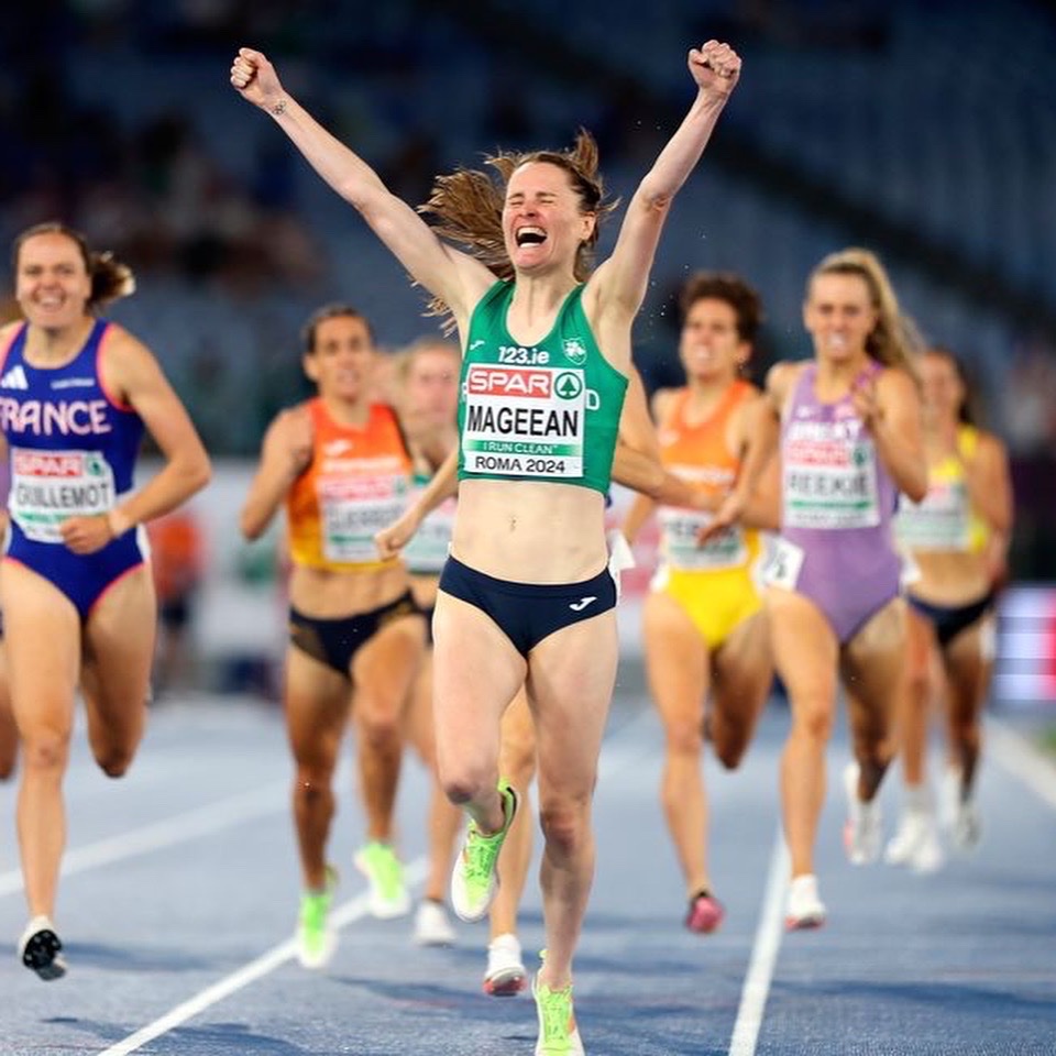 thebackstraight tweet media