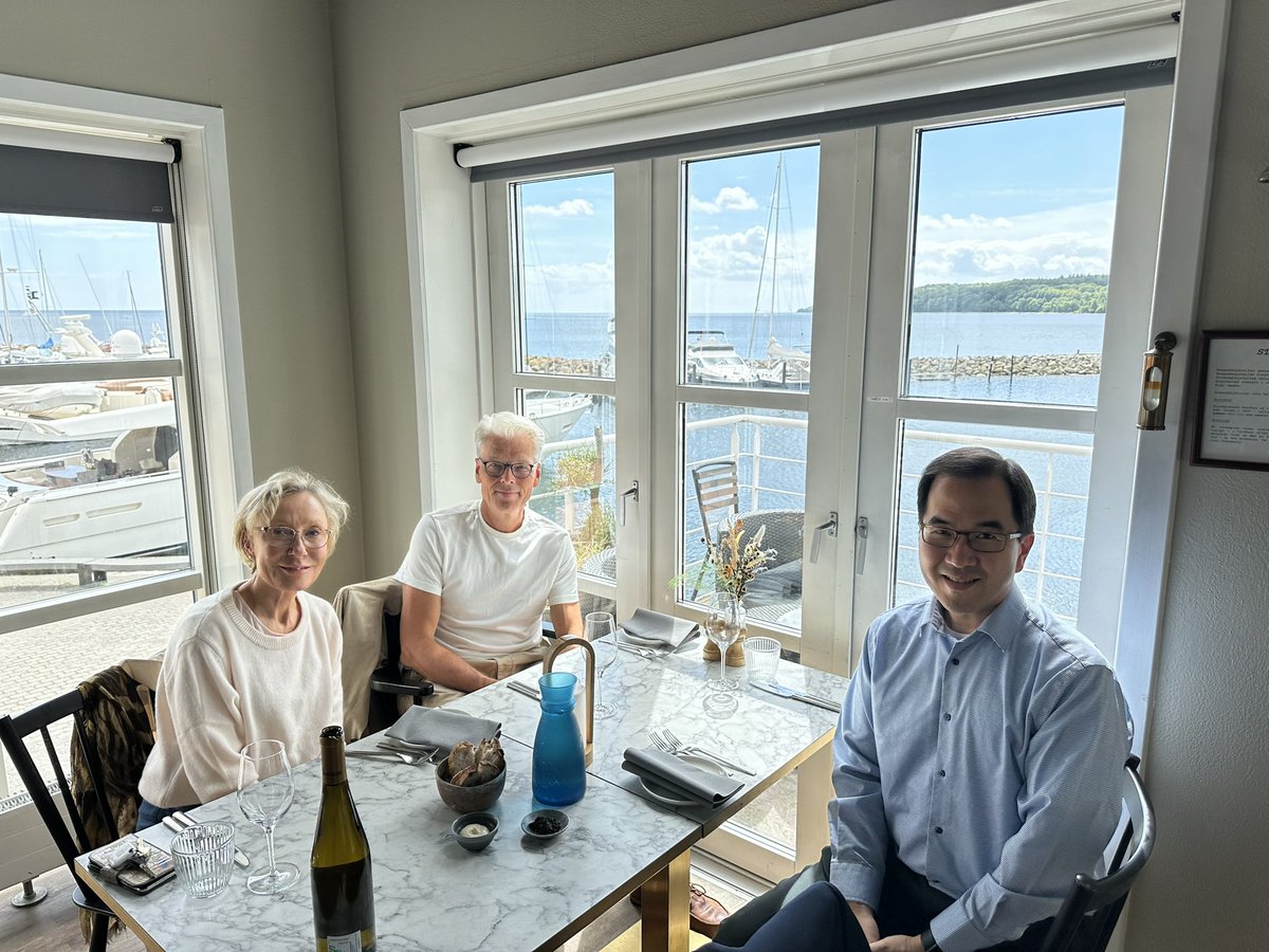 First trip to Denmark in many years wonderful meeting with the faculty at Aarhus University to continue with our research collaborations <a href="/SoerensenSimon/">Simon</a> <a href="/StanfordUrology/">Stanford Urology</a>