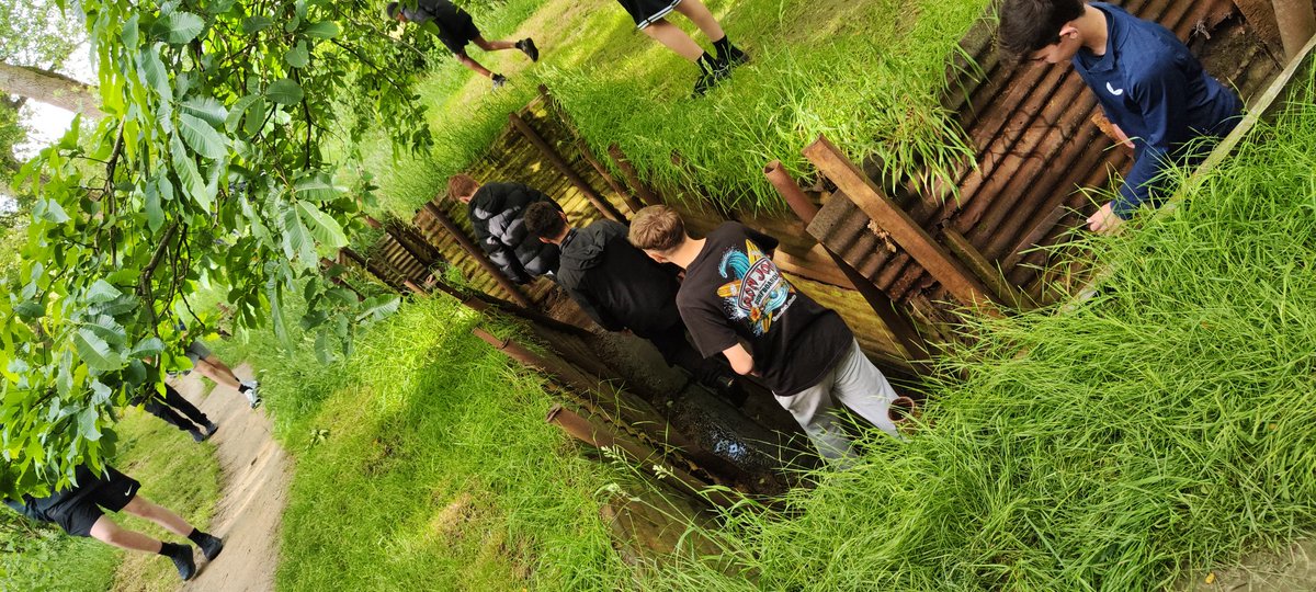 SACEngDept's tweet photo. 🇧🇪 Year 9 Belgium Trip 2024 🇧🇪
A morning in the trenches as we visited Hill 62, the scene of fierce fighting for Canadian soldiers during  WW1. 🇨🇦
@st https://t.co/TzWBI4SSgY