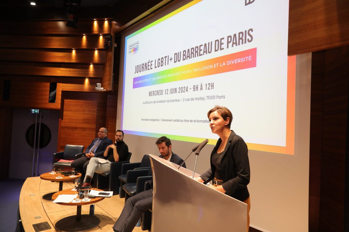 𝗝𝗼𝘂𝗿𝗻𝗲́𝗲 𝗟𝗚𝗕𝗧𝗜+ 𝗱𝘂 𝗯𝗮𝗿𝗿𝗲𝗮𝘂 𝗱𝗲 𝗣𝗮𝗿𝗶𝘀🏳️‍🌈
Pour lutter toutes et tous ensemble contre les discriminations et le harcèlement que peuvent subir les personnes LGBT en dehors et au sein même des cabinets d'avocats, plusieurs points seront abordés lors de cette
