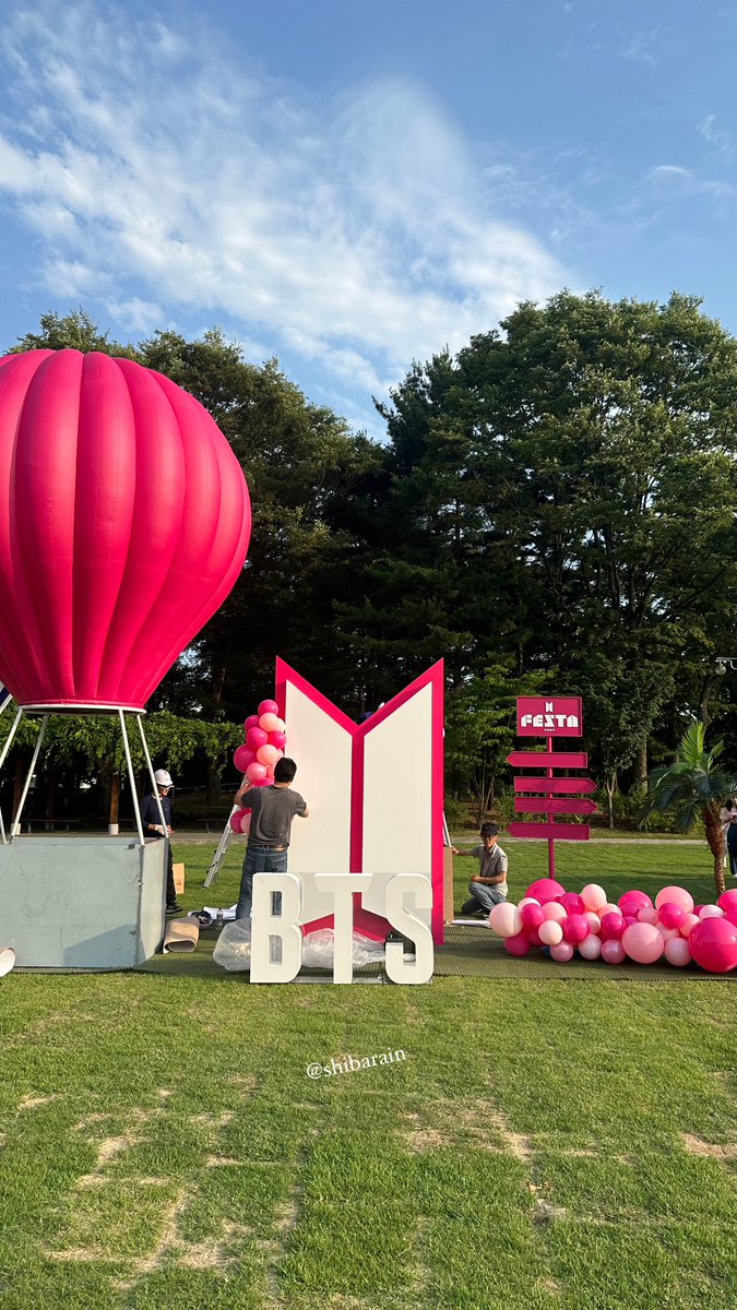 ShibaRain's tweet photo. Look at the BTS Festa 2024 setup at Jamsil! 🥹 https://t.co/rIJbQy8uzQ