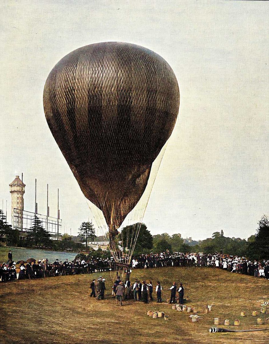englandincolour's tweet photo. The Balloon Excelsior with German meteorologist Arthur Berson and British Balloonist Stanley Spencer in Crystal Palace, London, in 1898, before ascending to 8,320m. #balloonflight #crystalpalace #victorianperiod #stanleyspencer https://t.co/Rczo0RRzH4