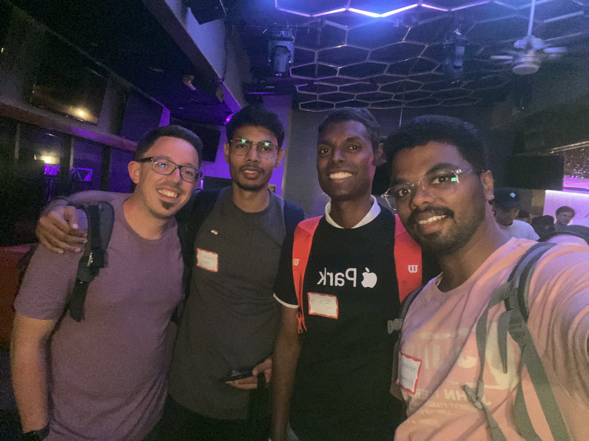 iamnaveentp's tweet image. Loved meeting all the amazing folks from iOS community! @TimirahJ @codeine_coding @MichieRiffic @_chuckyc @coughski @twostraws @subhransu @mufasaYC 

Thanks @iosdevhappyhour and @RevenueCat team for organising Happy Hour! #WWDC24 #Apple