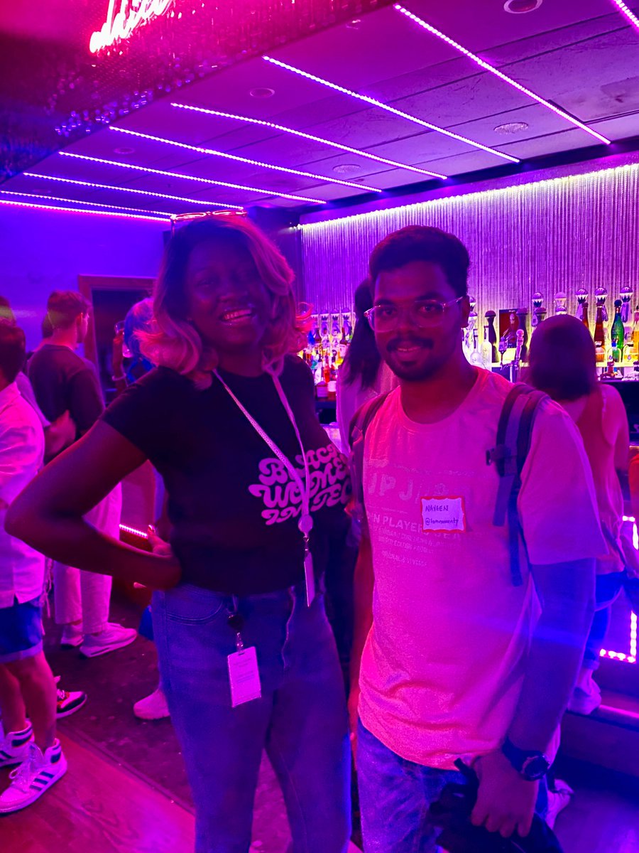 iamnaveentp's tweet image. Loved meeting all the amazing folks from iOS community! @TimirahJ @codeine_coding @MichieRiffic @_chuckyc @coughski @twostraws @subhransu @mufasaYC 

Thanks @iosdevhappyhour and @RevenueCat team for organising Happy Hour! #WWDC24 #Apple