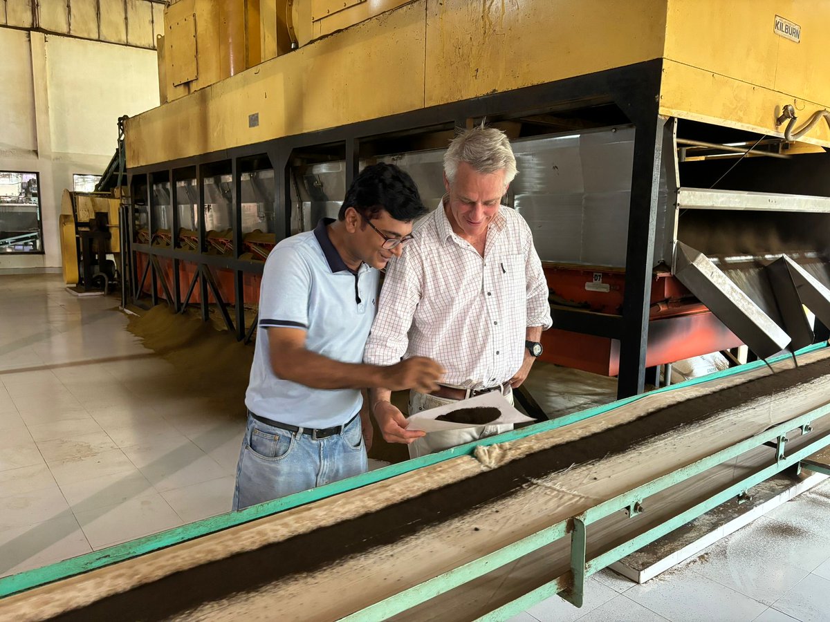 Graham McLean and Joe Panter had a great visit to the Luskerpore Tea Factory yesterday to see the #2ndFlushTea ! They had the pleasure of exploring the facility with Saiful Islam, Senior Assistant Manager, and the fantastic team. 

#DuncanBrothers #TeaJourney #Teamwork #BrewCrew