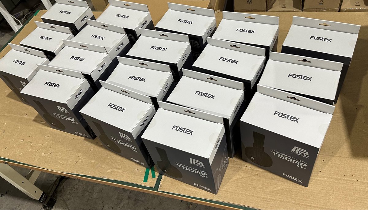 FOSTEX_INFO's tweet photo. 【ちょこっとだけチラ見せ🫣】
出荷前に検査をしまして、
いってらっしゃい👋と見送りました。
大変お待たせしましたー
もうすぐお店に並びます🎊
#まもなく発売
#T50RPmk4
#fostex #フォステクス https://t.co/rRM4Ajiy6X