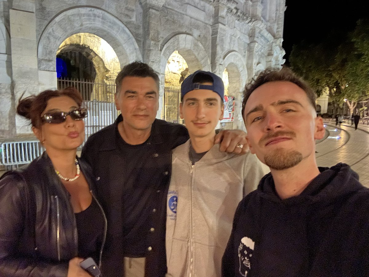 Lorys 🫧 tweet media