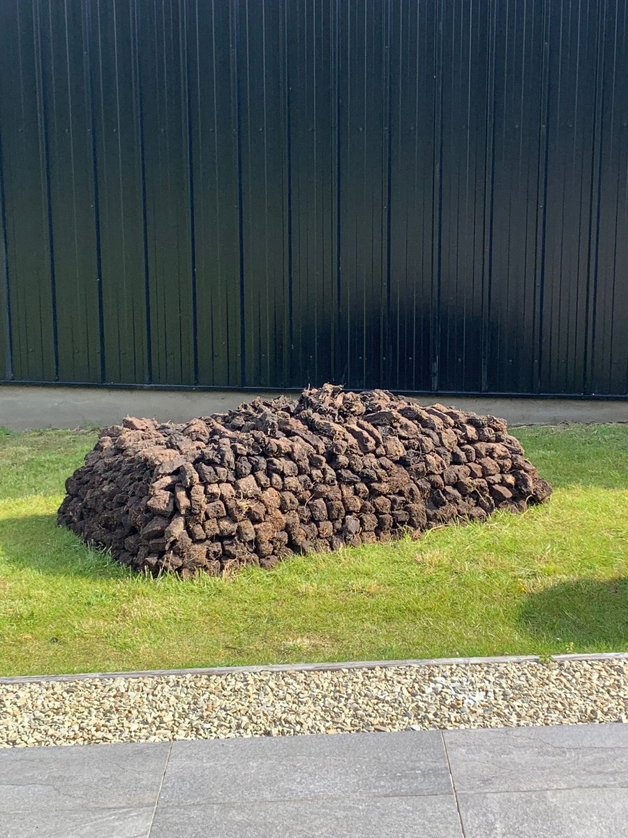 JamesSliabhLiag's tweet photo. First attempt at a turf stack #needsmore #midges https://t.co/WMRpj6ua93