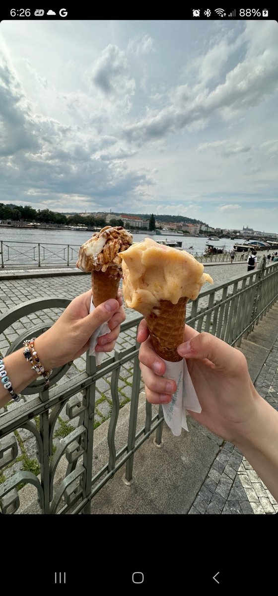 Andy🌸 tweet media