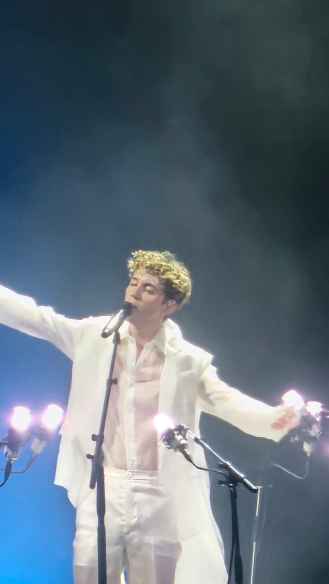 Andy🌸 tweet media