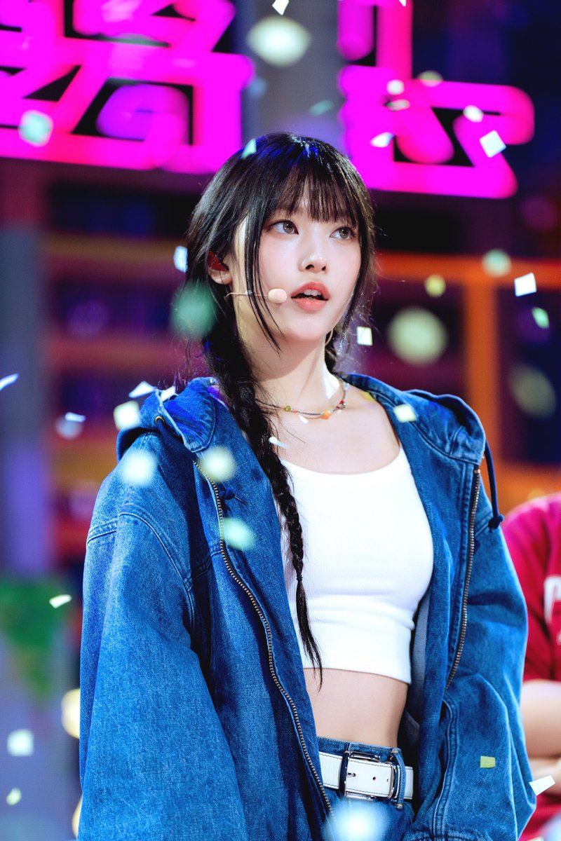 newjeans_loop's tweet photo. #뉴진스 #NewJeans #해린 #Haerin #ヘリン https://t.co/hXCZlWqMGX