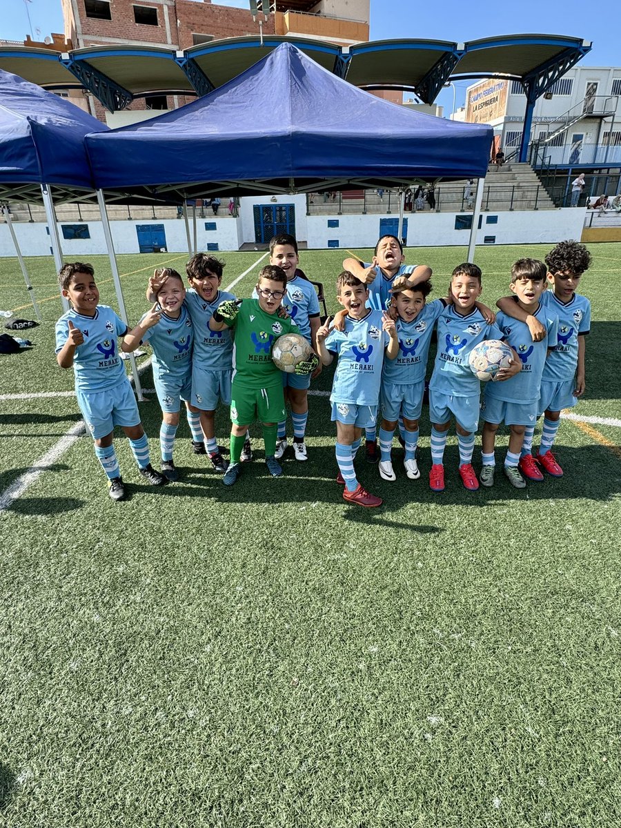 Melillacitycf's tweet photo. Jornada increíble para nuestros chicos en el  campo de la Espiguera🏟️, donde disputaron varios partidos y compartieron buenos momentos con otros compañeros. Dar las Gracias a la @RFMF_MELILLA y su fundación.
MelillaCityC.F.⚽️🩵 https://t.co/rIj4apPXw7