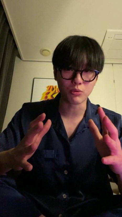 myonlyxne's tweet photo. 두 컷 만화 https://t.co/W3gRKeowKy