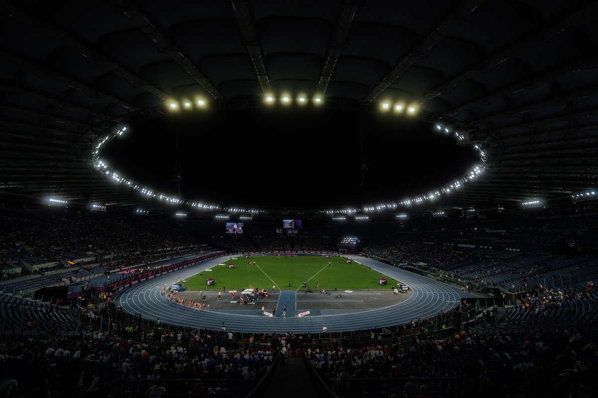 earoma2024's tweet photo. 𝗝𝘂𝗻𝗲 𝟭𝟭, 𝟮𝟬𝟮𝟰 🇮🇹💣
What a night, we'll remember this one for ages!

#Roma2024 | @atleticaitalia | @SporteSaluteSpA https://t.co/iQS1LZ9a7z