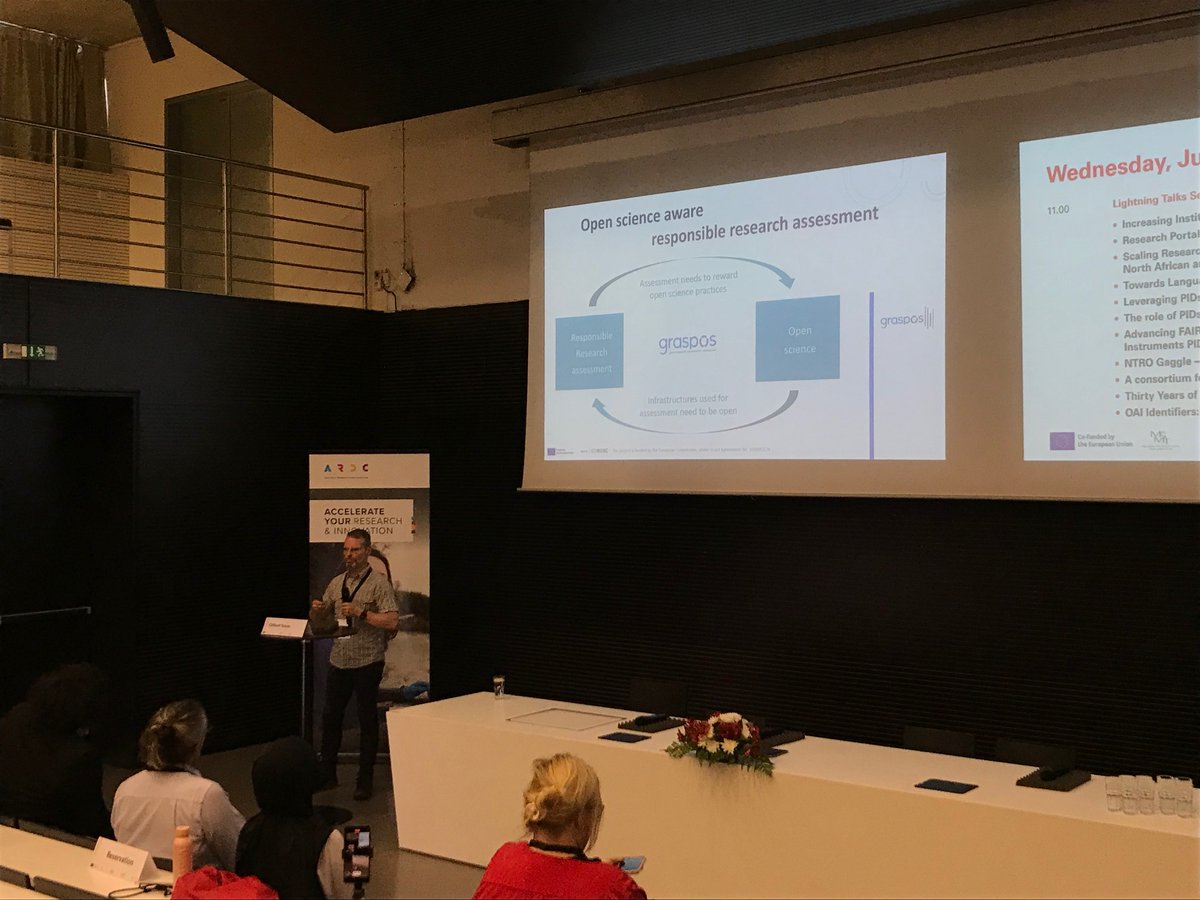 💡<a href="/tatumcc/">Clifford Tatum</a> presents <a href="/FAIRCORE4EOSC/">FAIRCORE4EOSC</a> and <a href="/GraspOS_project/">GraspOS</a> and how they are leveradging #PIDs to implement responsible research assessment
faircore4eosc.eu
graspos.eu
#PIDfest